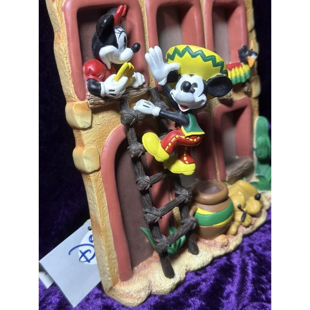 Mickey Mouse 3D Frame Minnie Mouse Mexican Hacienda Pluto Disney‎ Store